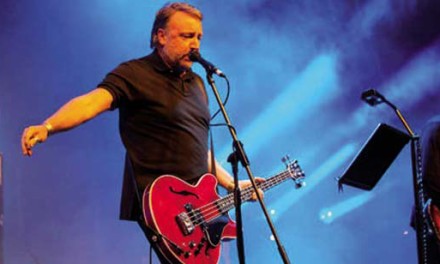 Peter Hook in concerto a Ciampino