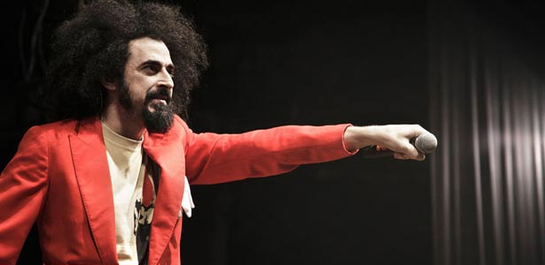 Caparezza “Eretico Tour” al Tendastrisce