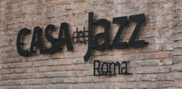 Buon compleanno Casa del Jazz!